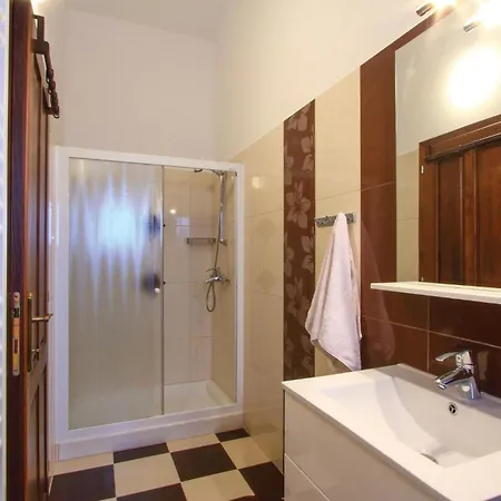Holiday home Nice Home In Vodnjan With Jacuzzi